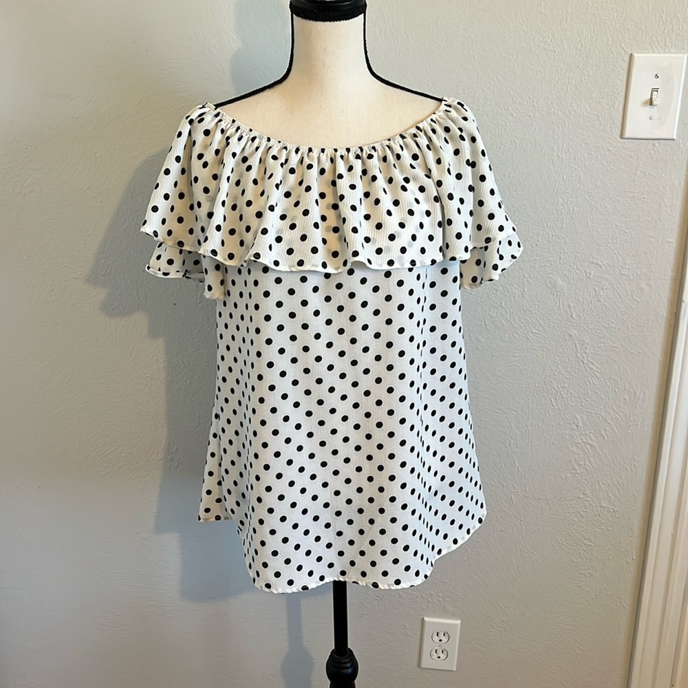 Twenty Ten top, L